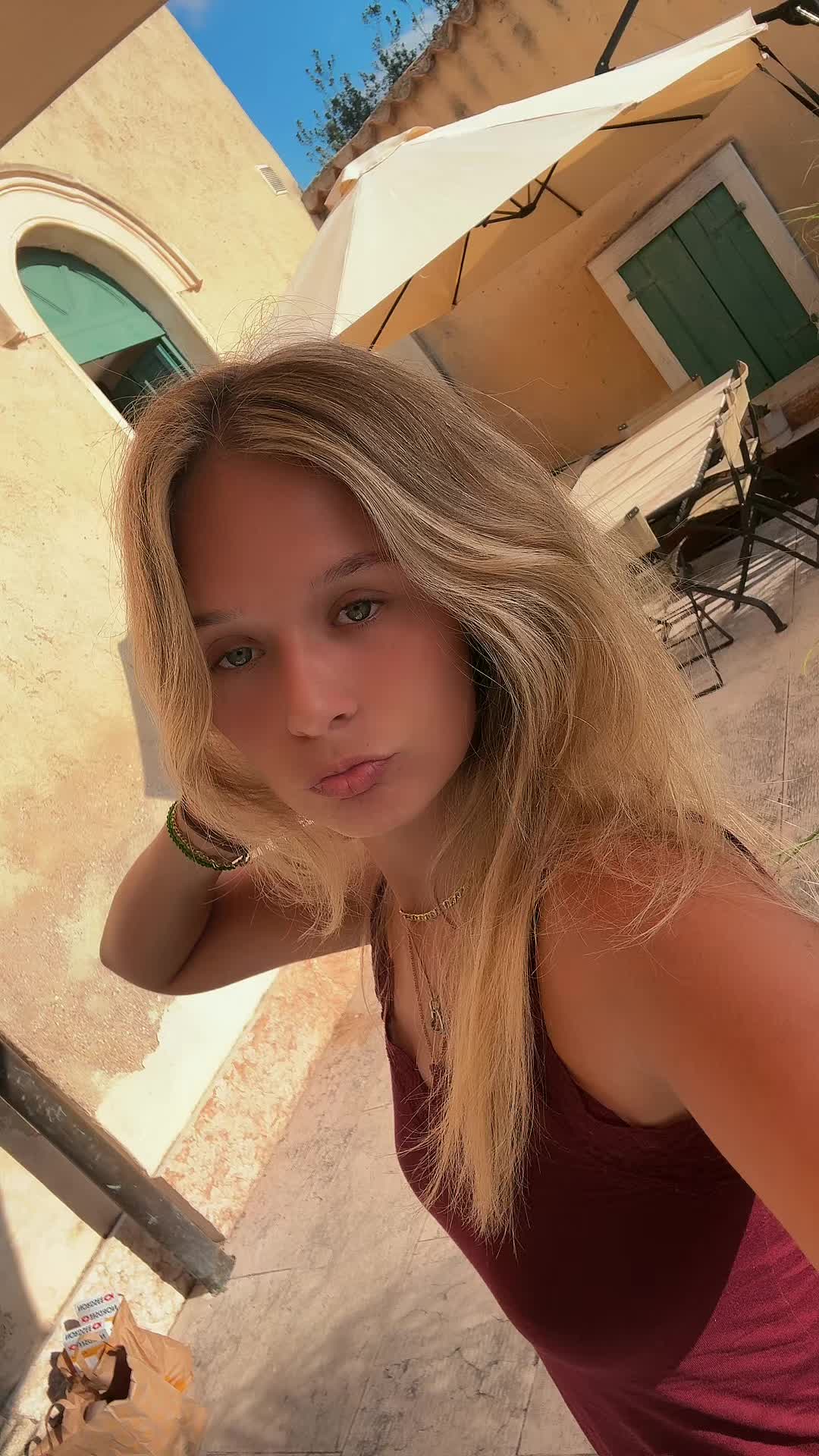 @unlustigepela