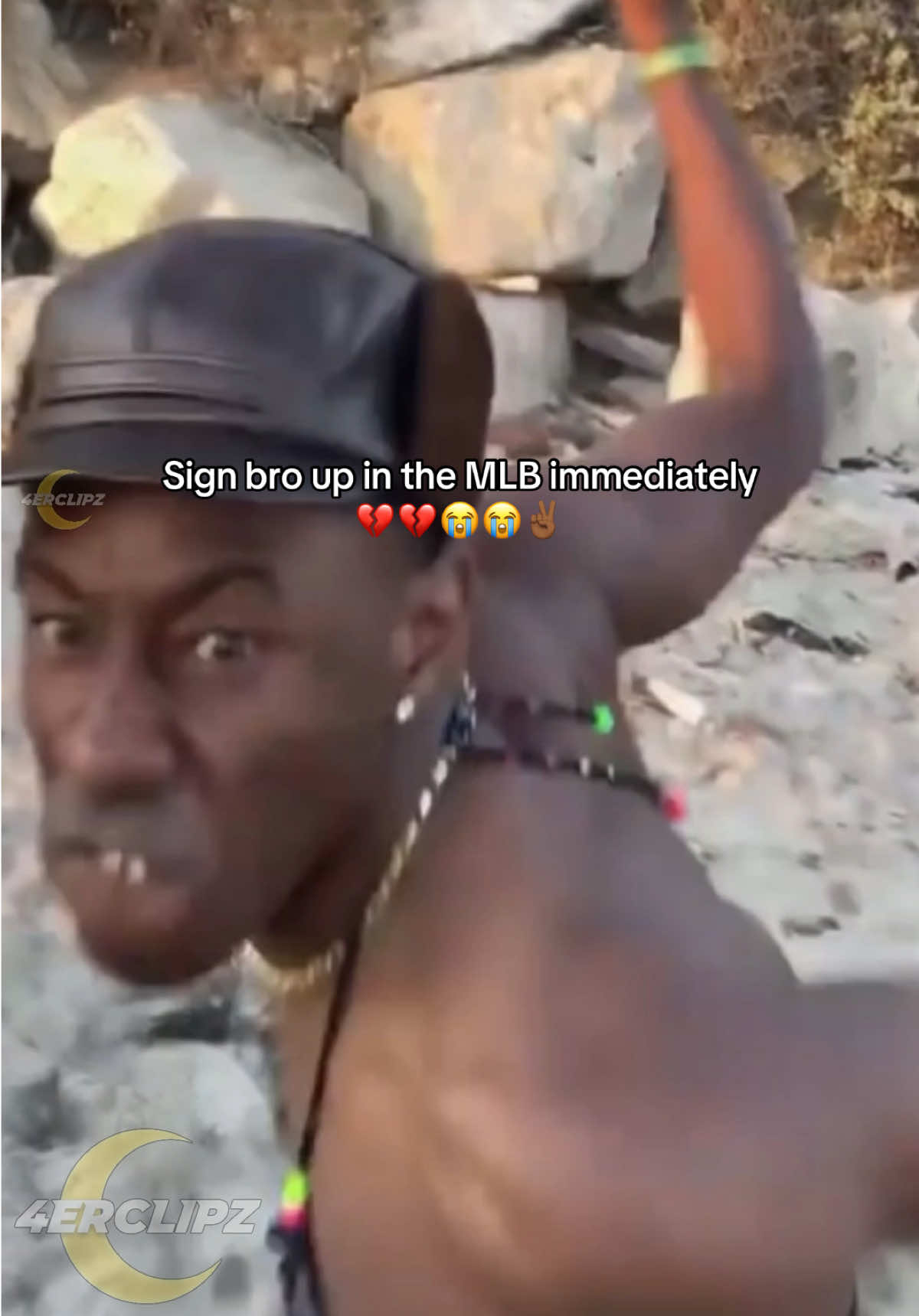@4ERCLIPZ