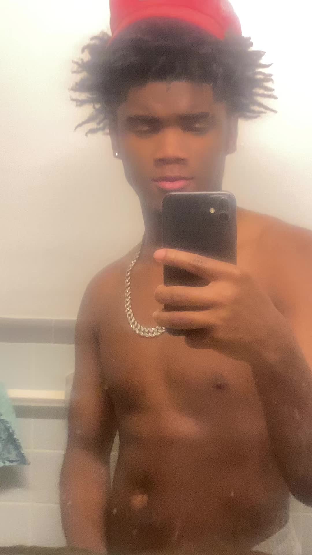 @K4frmbmore🩸