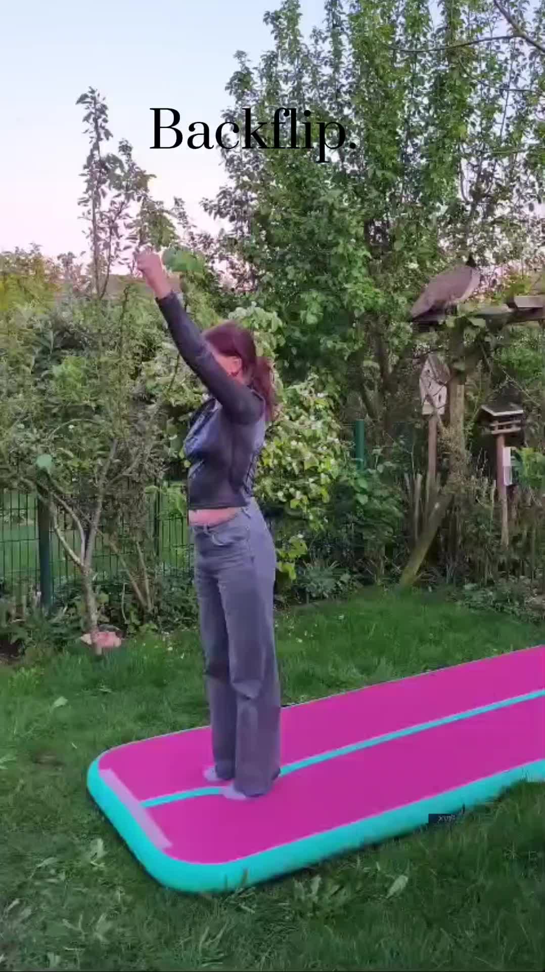 @Just_M