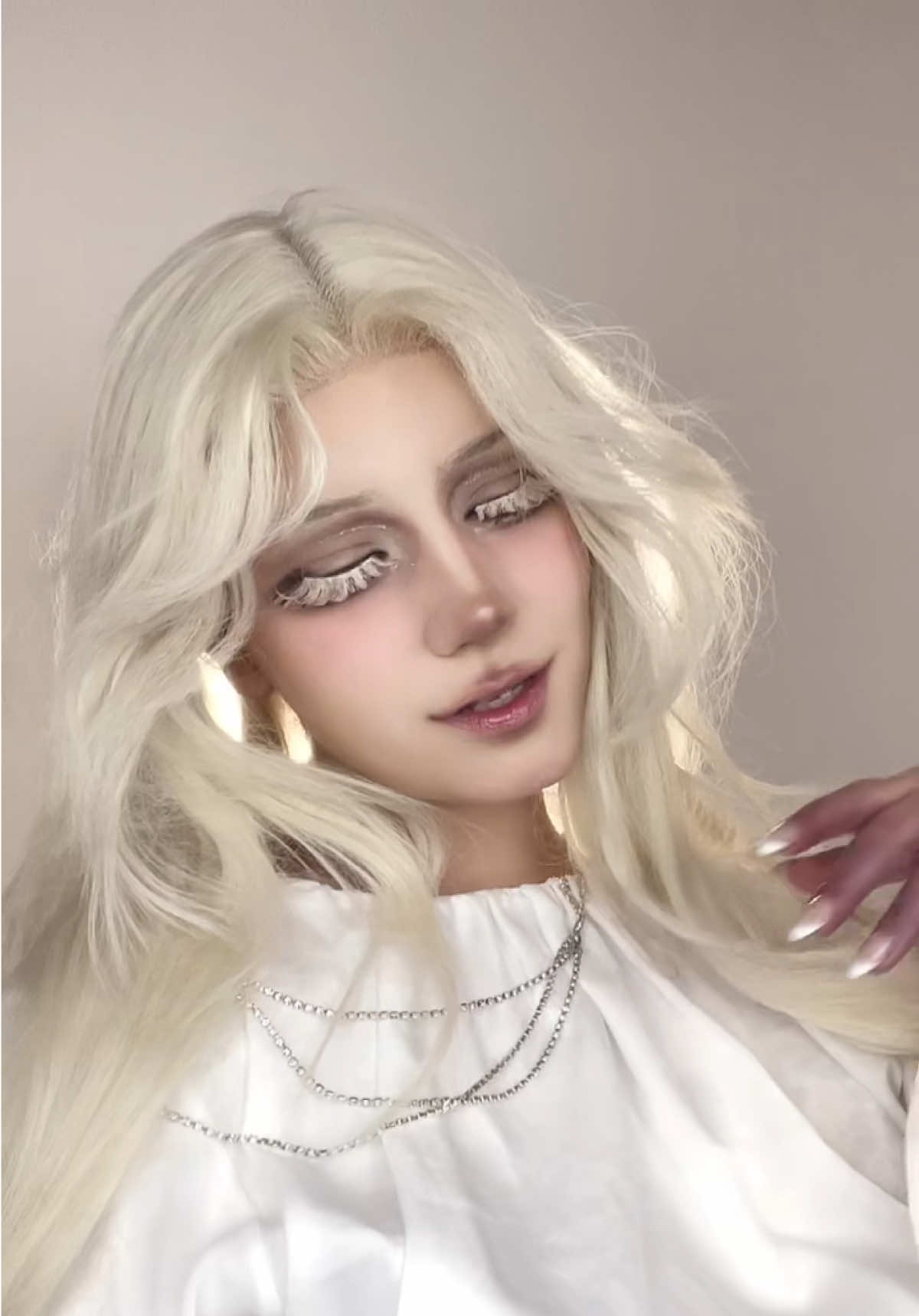 @nargisabeauty