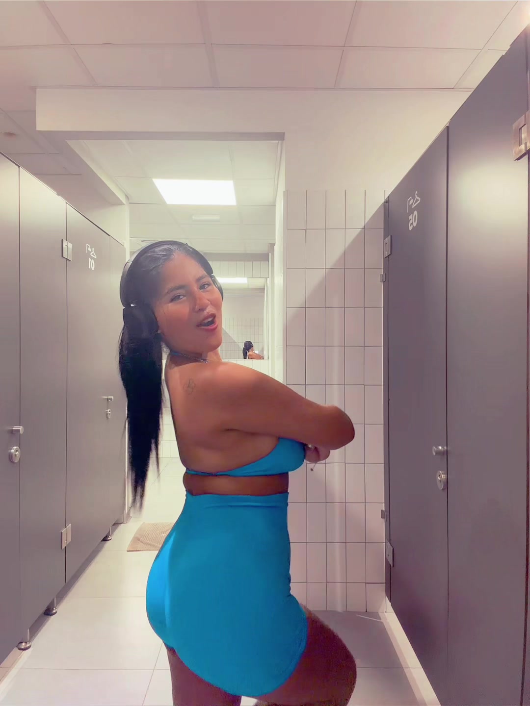 @Ale🌟