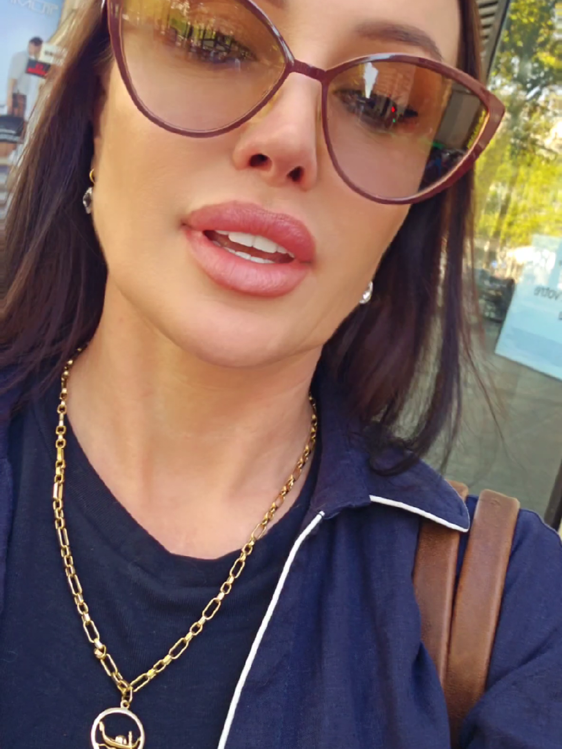 @Karolina
