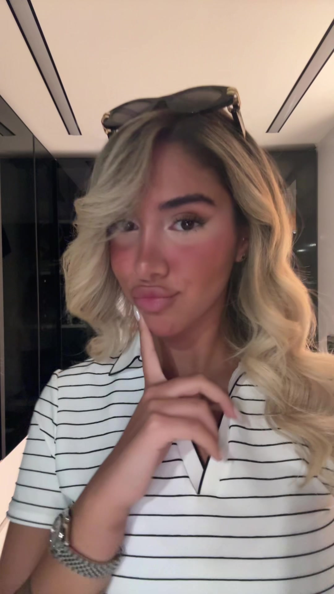 @nozhinnn