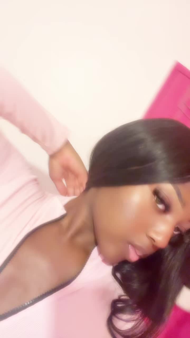 @𝐏𝐫𝐞𝐭𝐭𝐲.𝐠𝐢𝐫𝐥𝐬 💋🐍 .