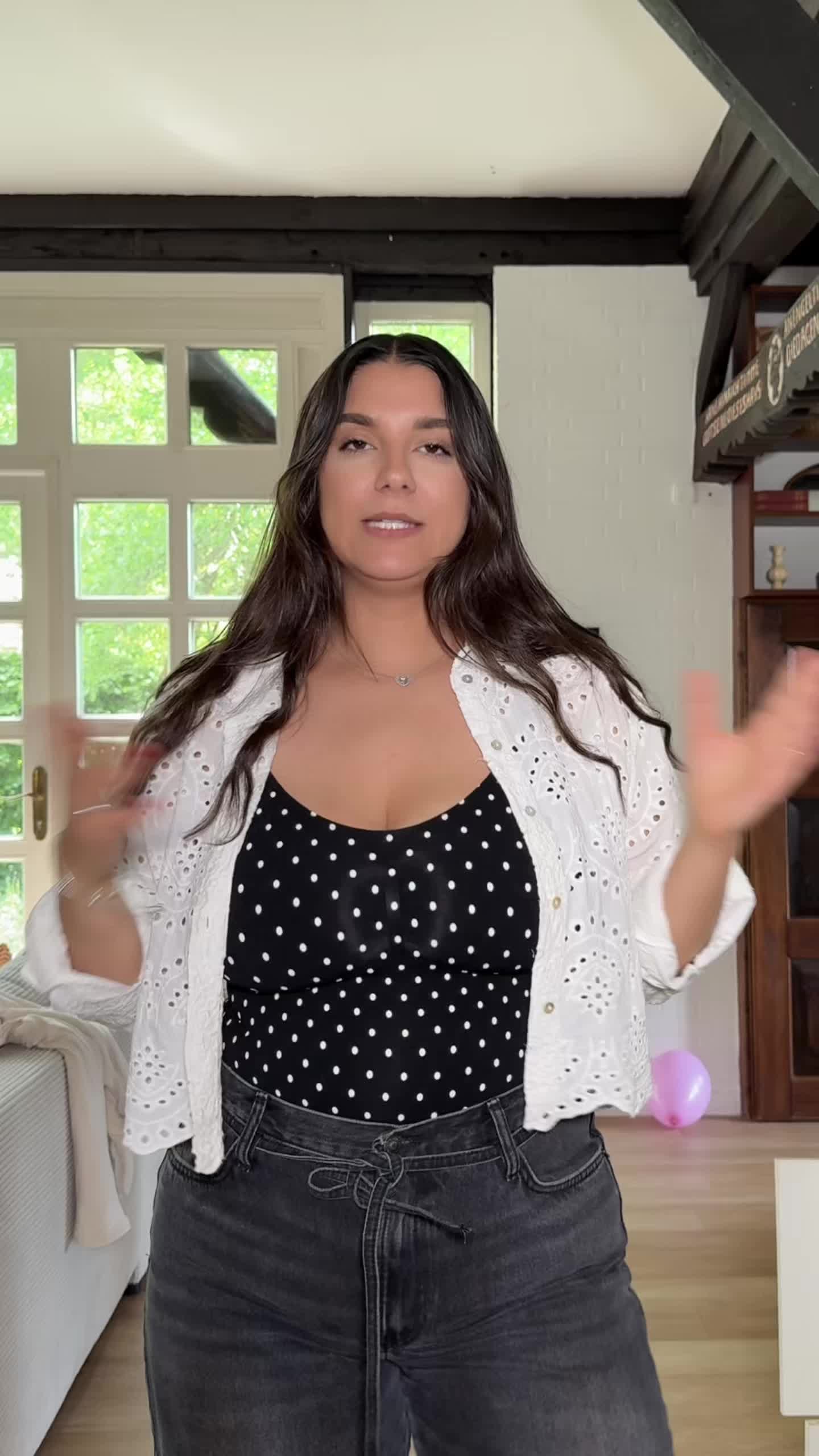 @emilieazaaria