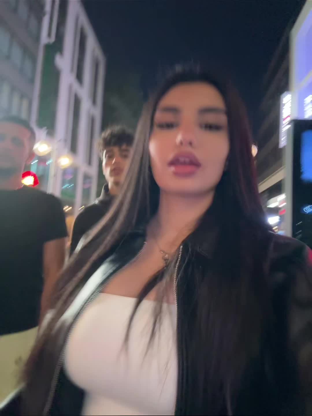 @hasti.j0