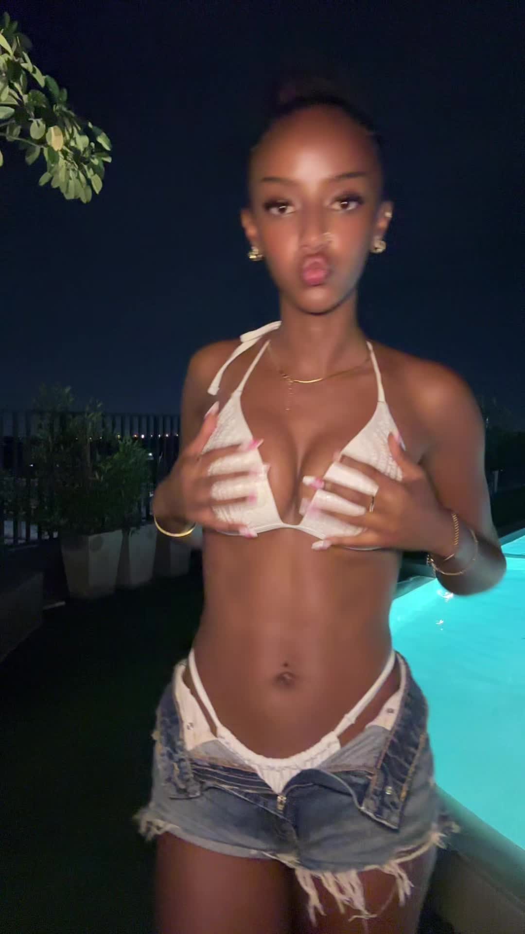 @bby_rosa_
