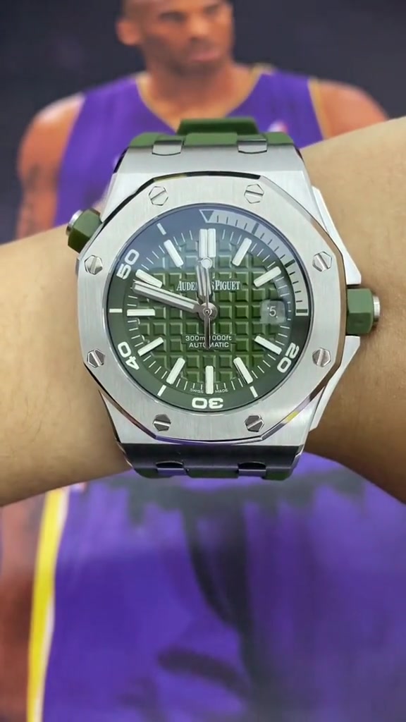 @Chronosco.watches