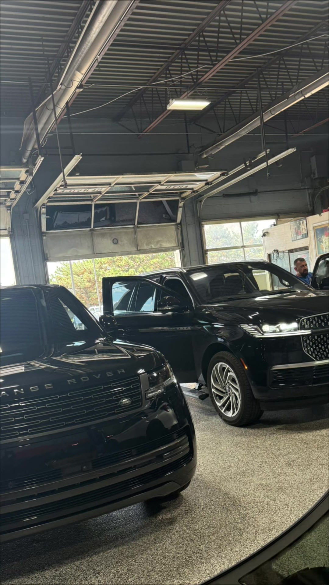 @Golden Star Auto Glass