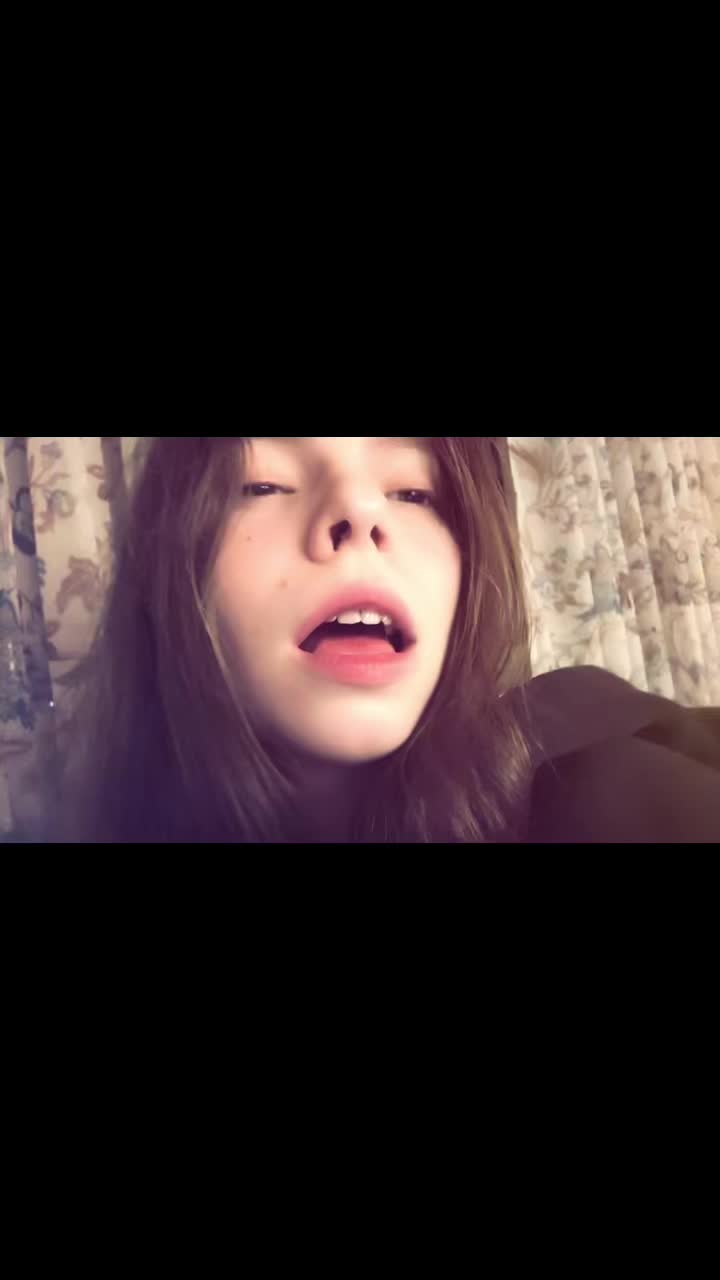 @qwoerly
