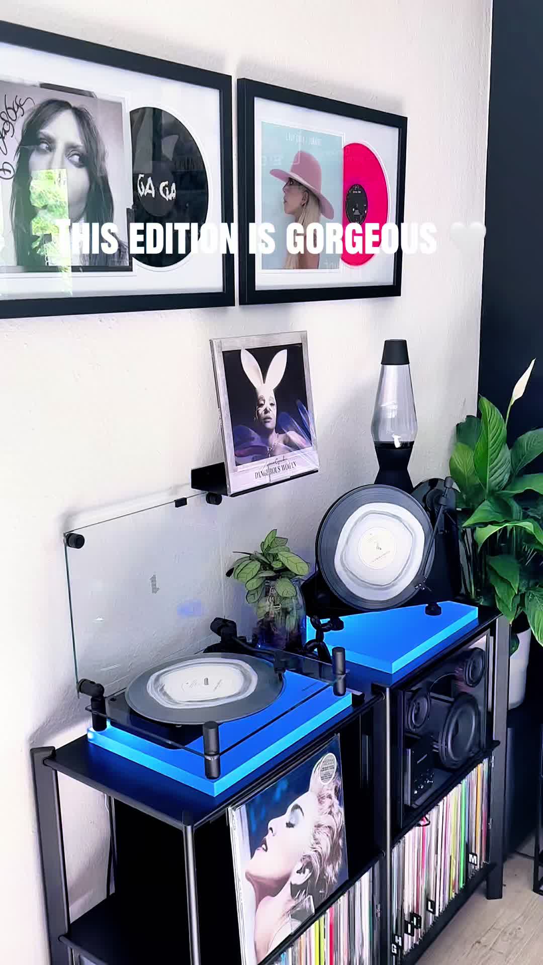 @phil.vinyl 💿
