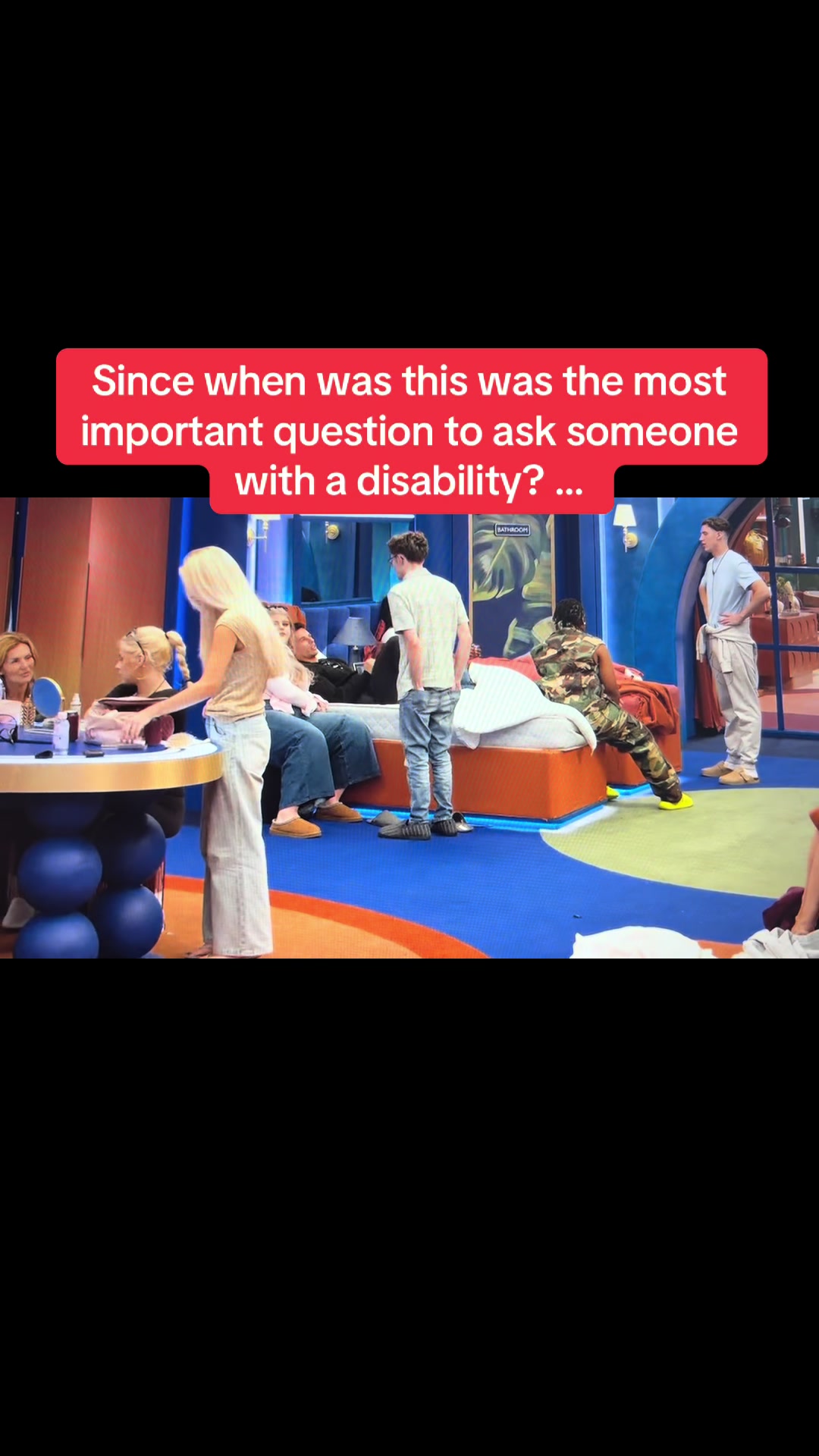 @MeetMaxineTV