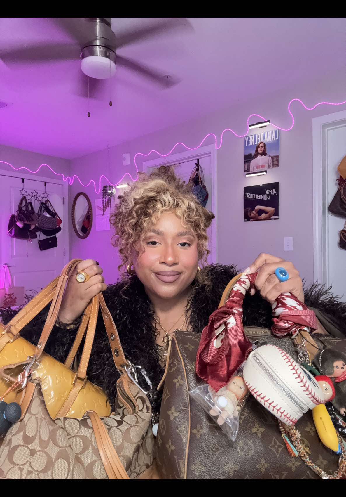 @Kella Hawk | Tech x Lifestyle