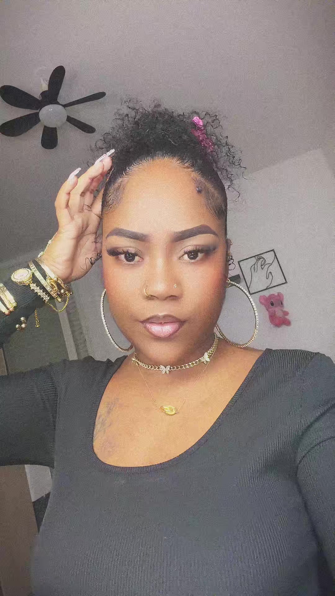 @Thayna_mvs