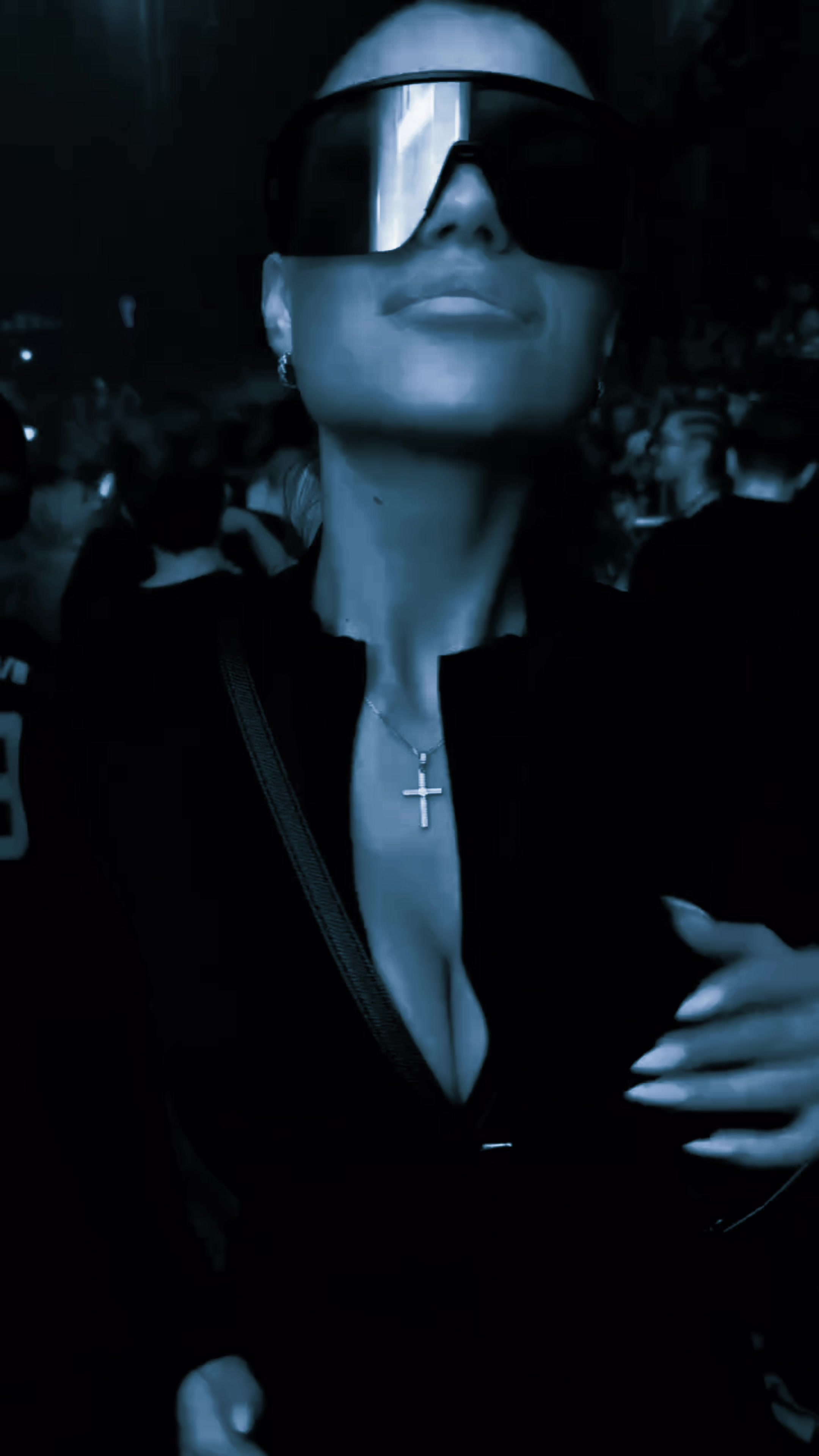 @techno.babe