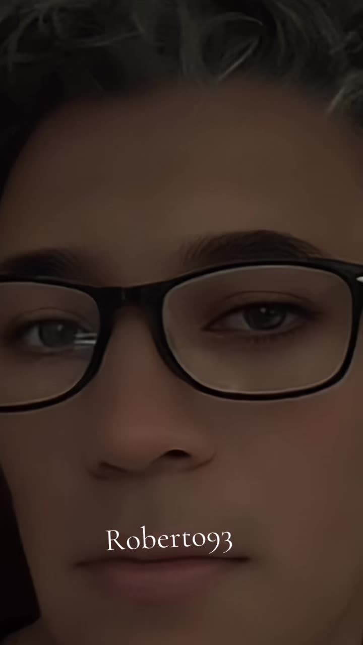@Roberto93
