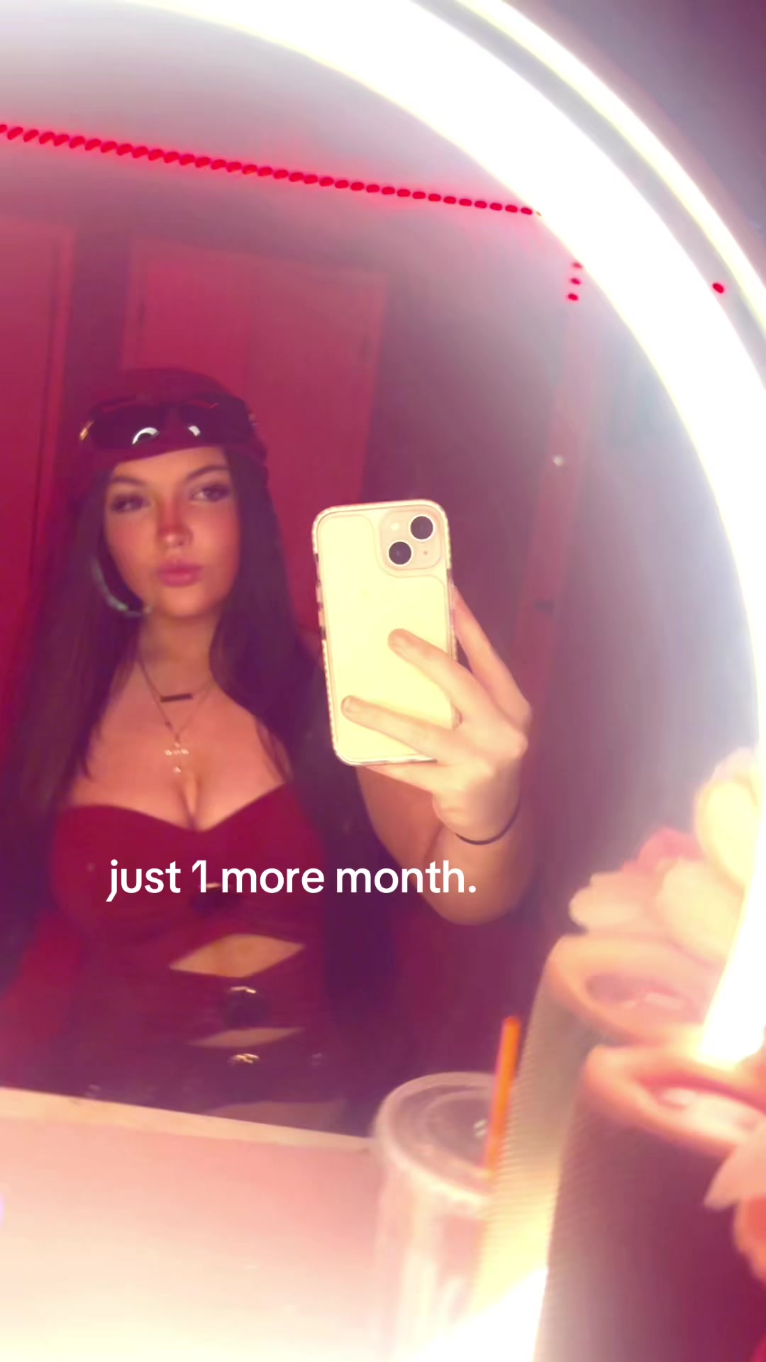 @💫
