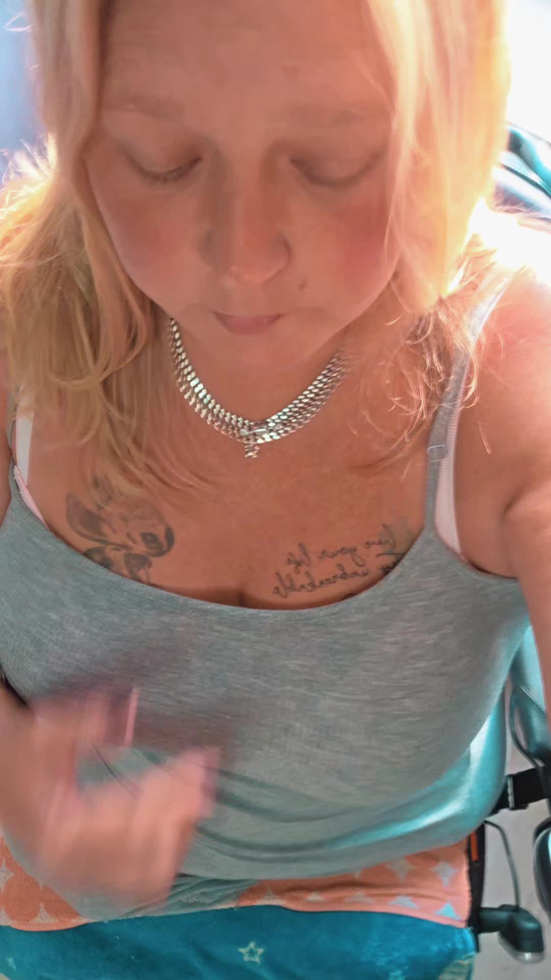 @Ariane