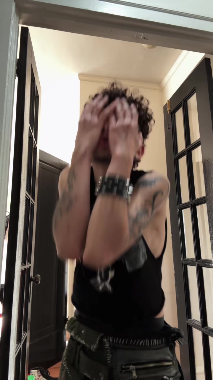 @☠︎︎