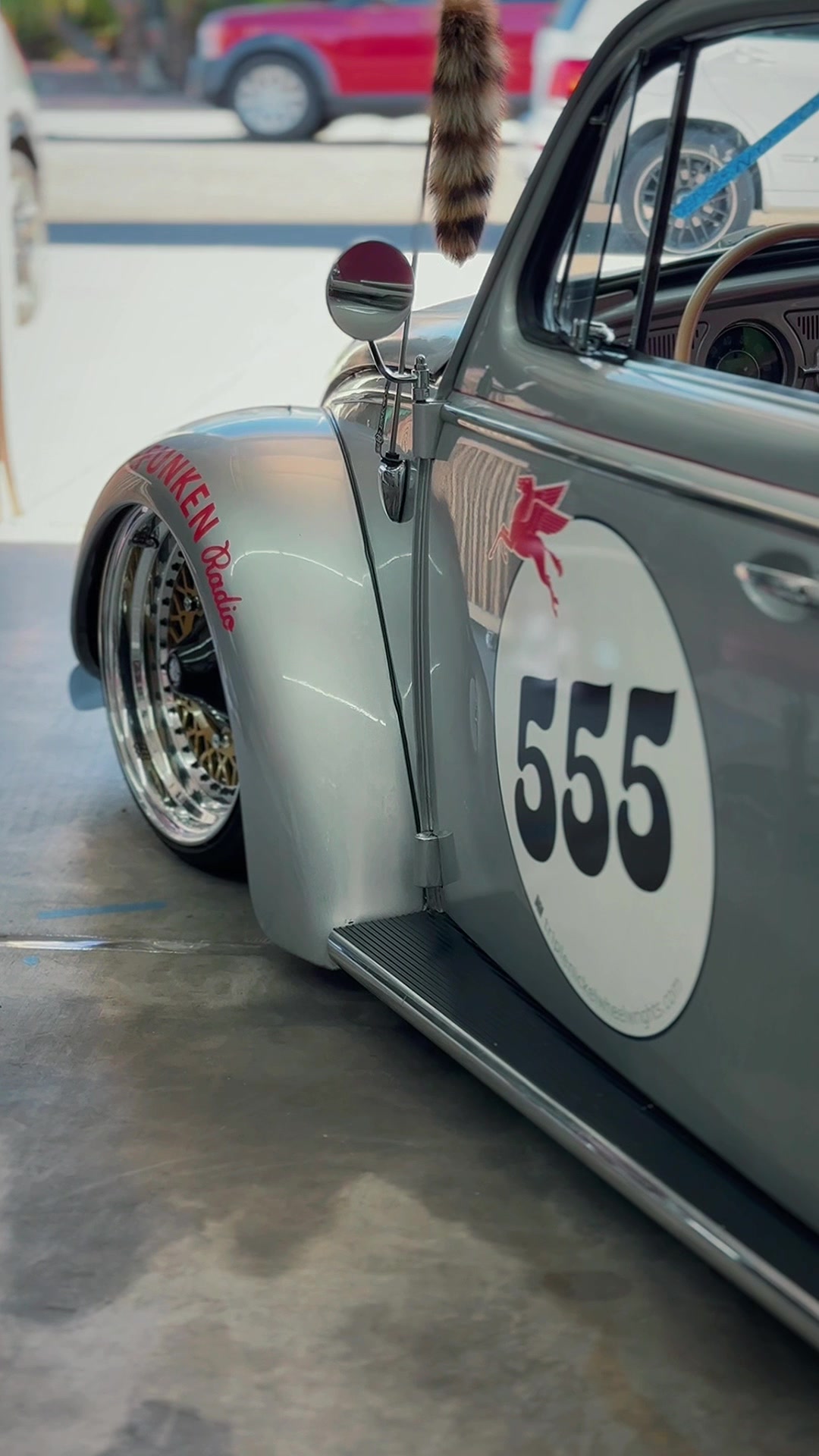 @555