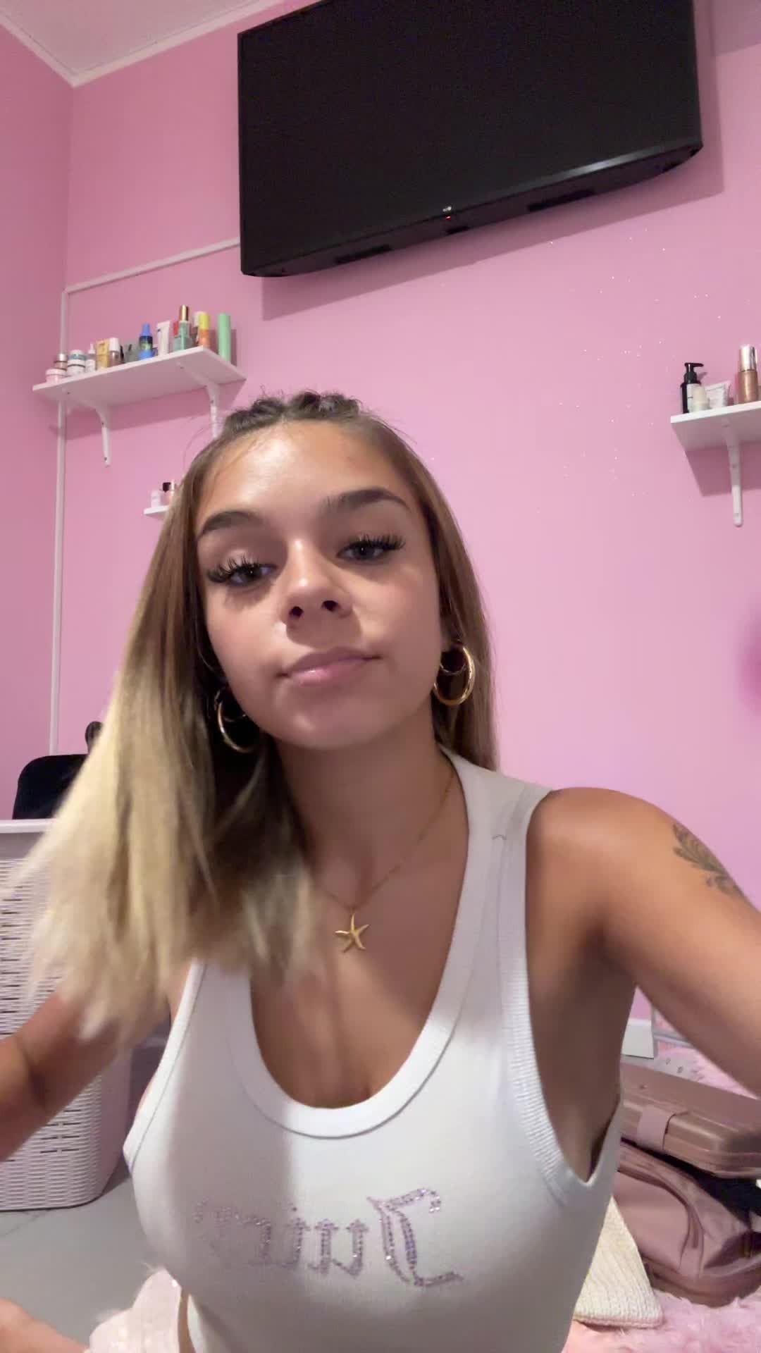 @elisa.bernardonii__