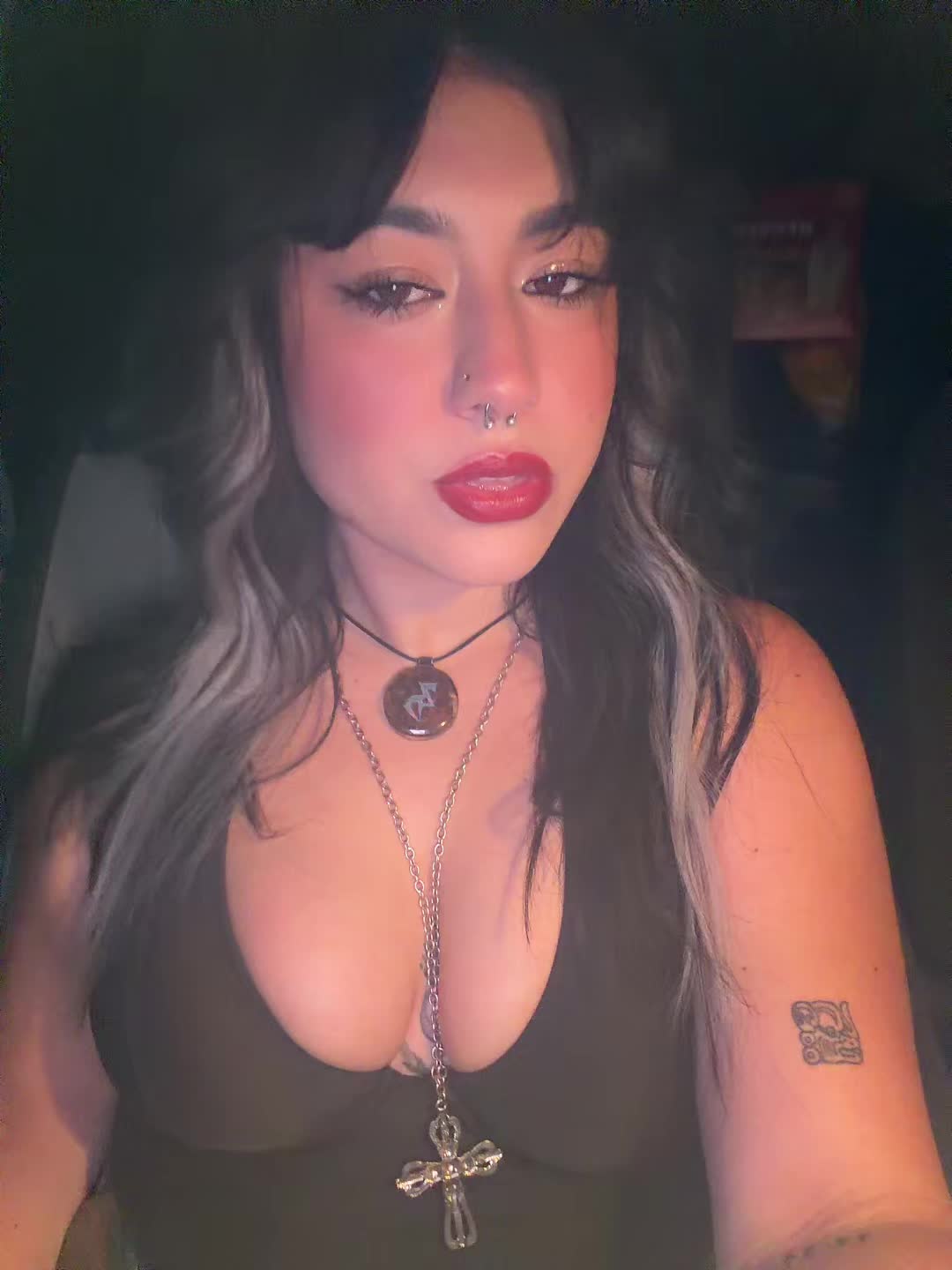 @librahippie17