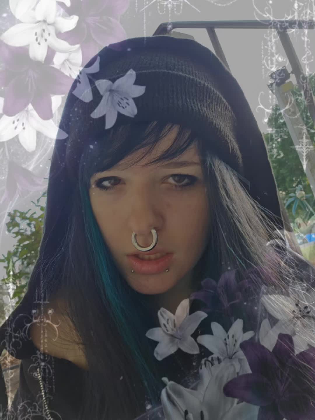 @🪽💫
