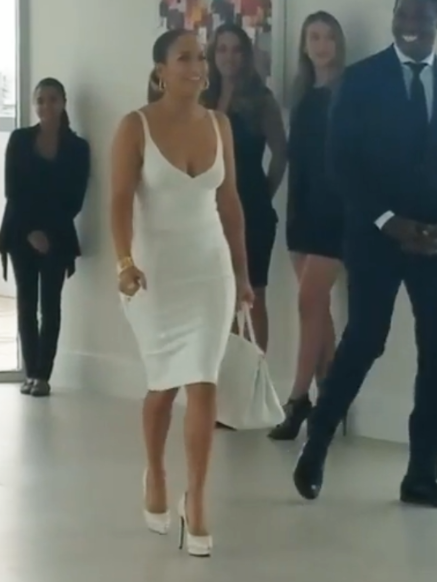@Jennifer Lopez