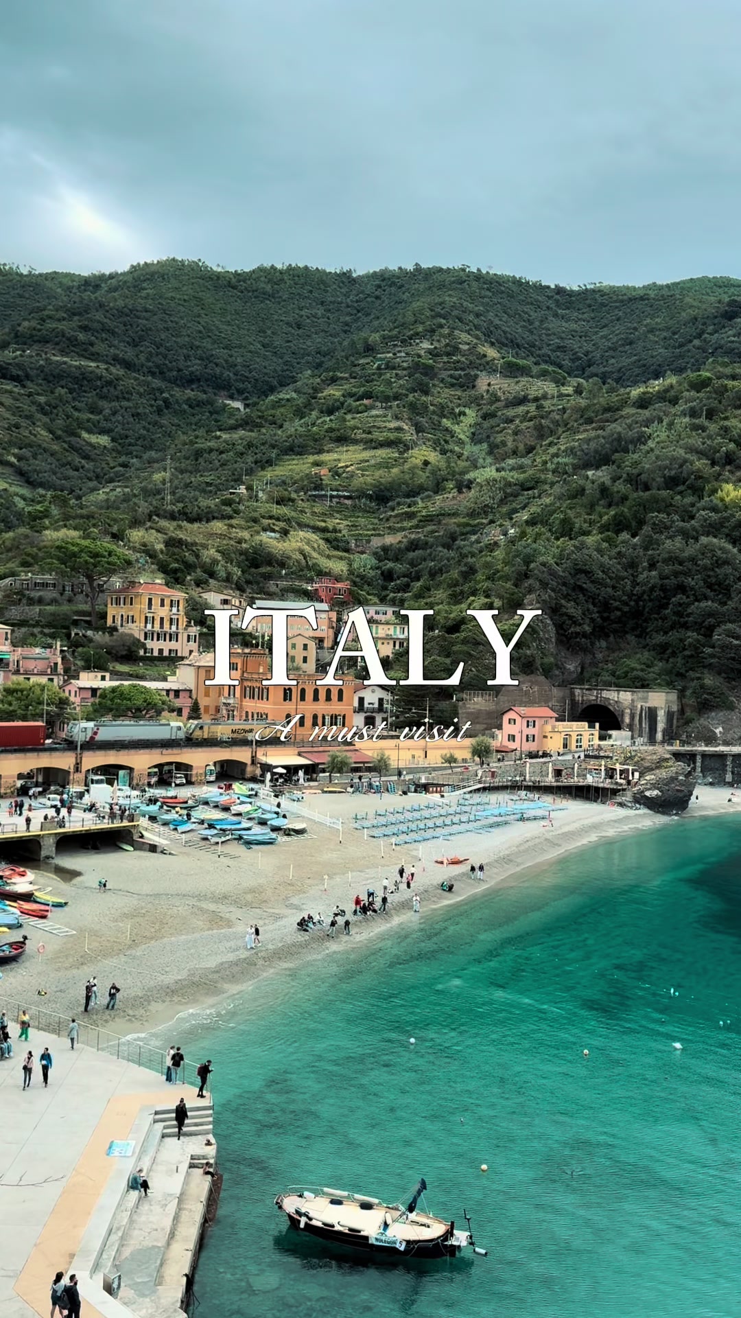 @Hannah Mac | Travel  & Life