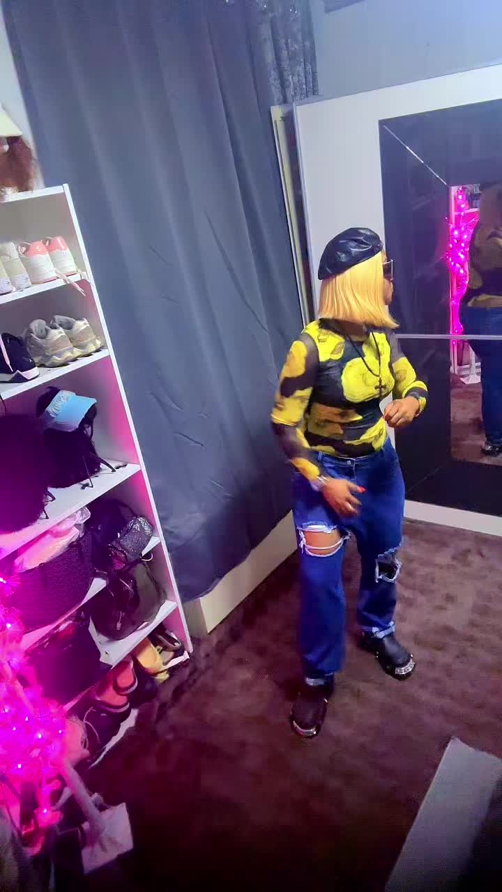 @𝒪𝒻𝒻𝒾𝒸𝒾𝒶𝓁_𝒪𝓃𝓎𝒾𝓃♊️