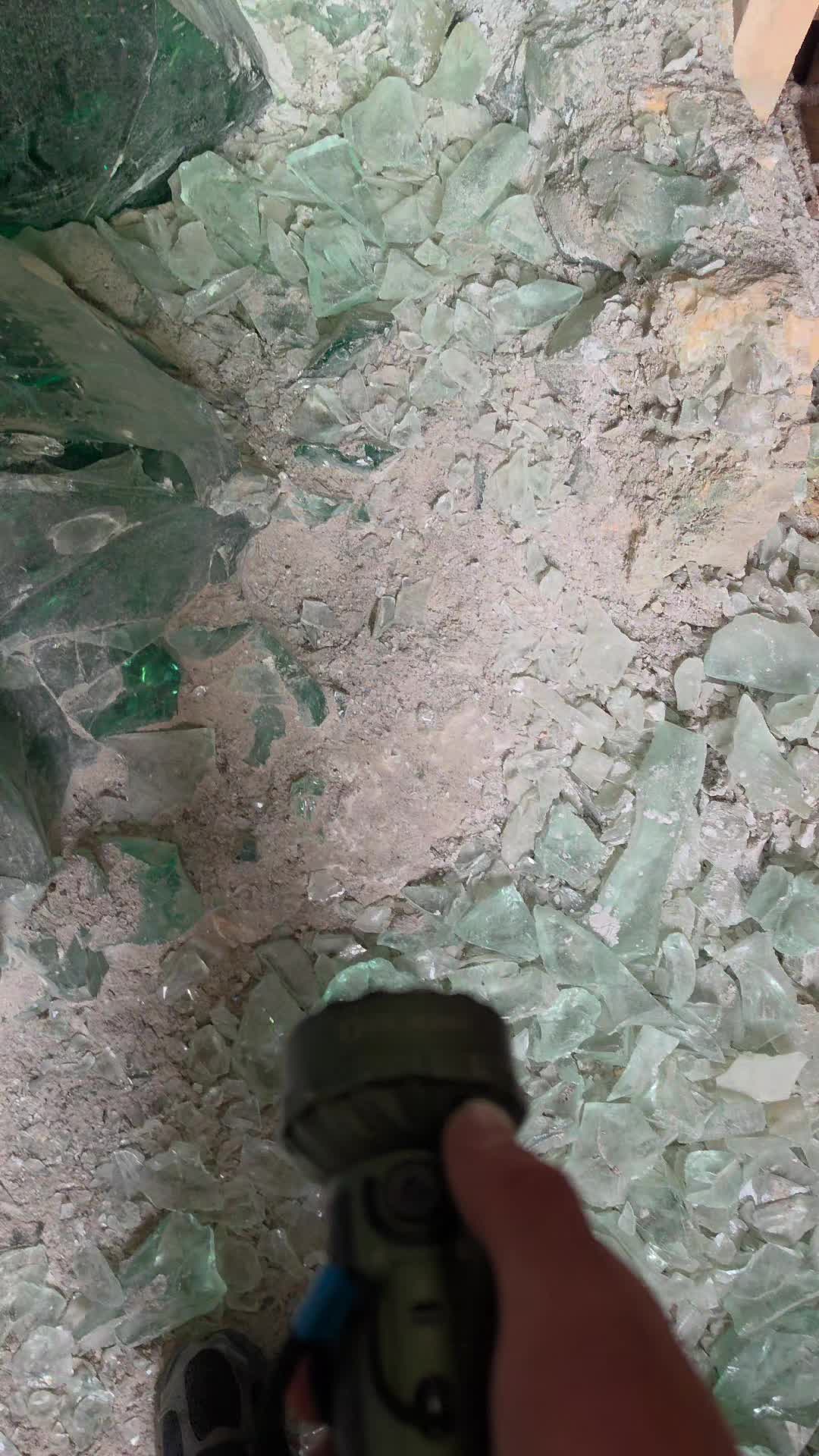 @𝔹𝕒𝕤𝕥𝕚_𝕦𝕣𝕓𝕖𝕩