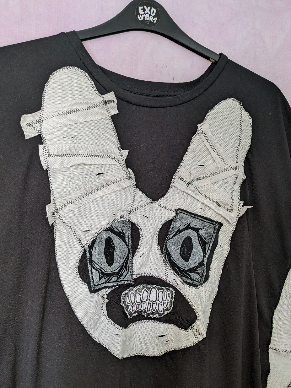 @exoumbraclothing