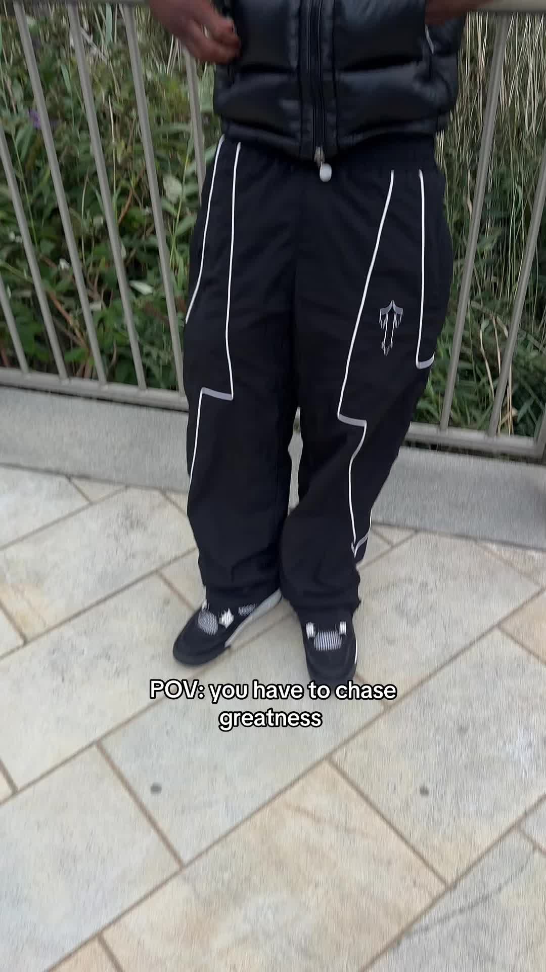 @Nsix