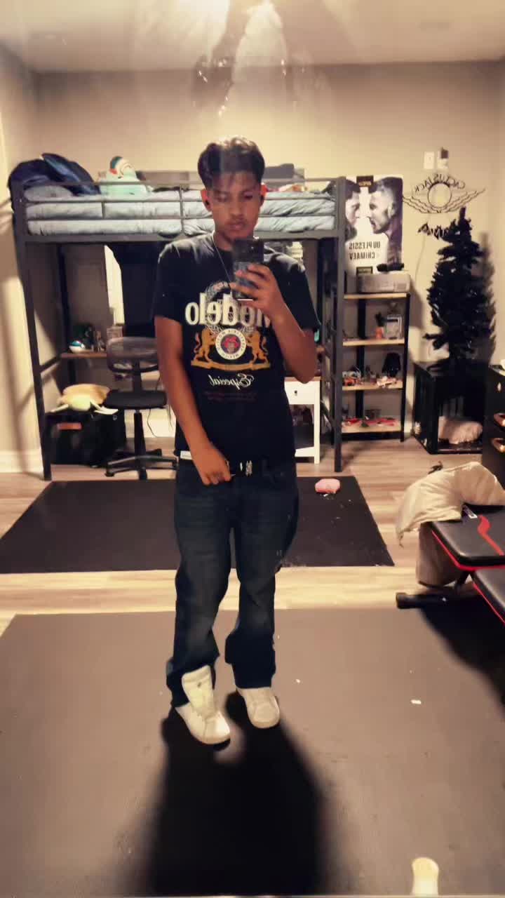 @Brokeboipeterメ𝟶