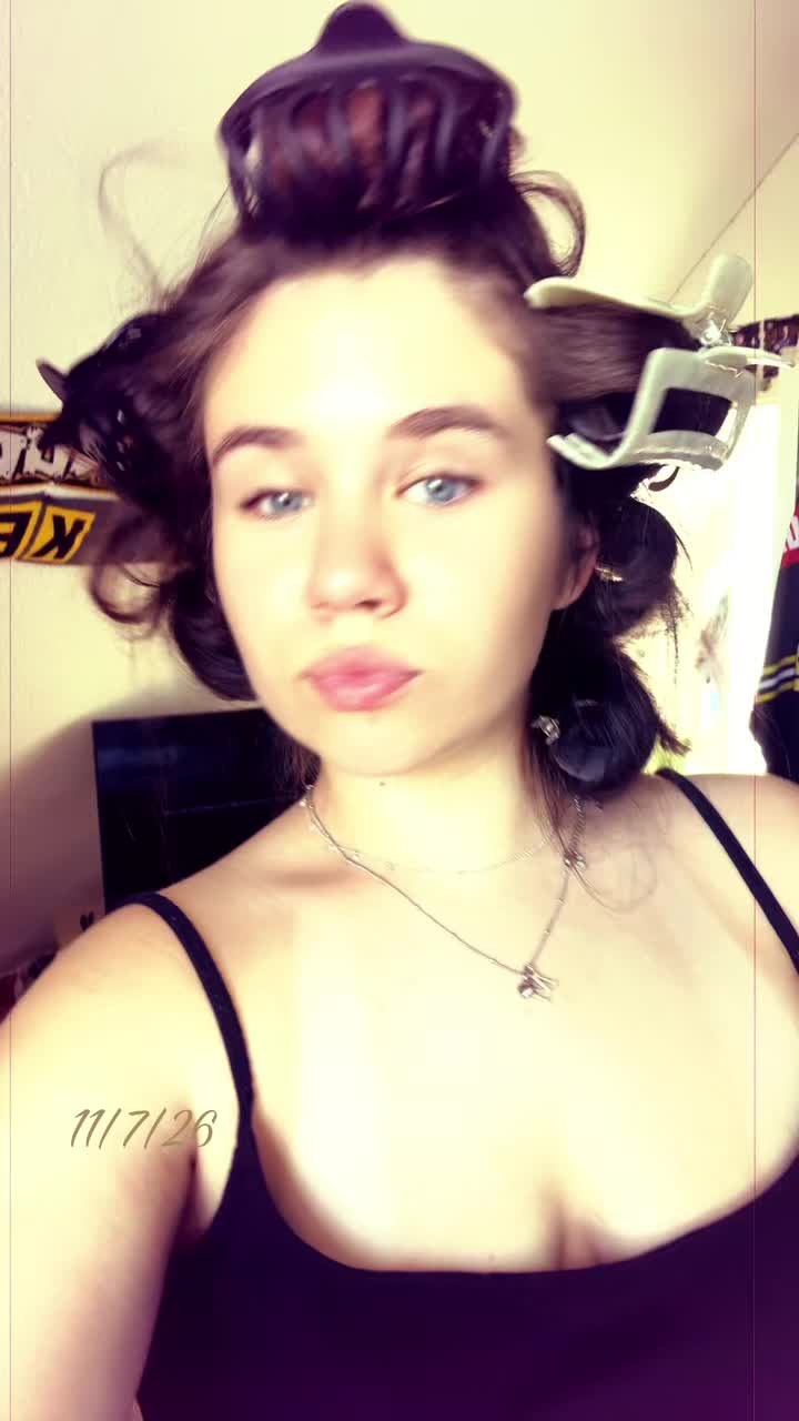 @maike maria 🖤💛