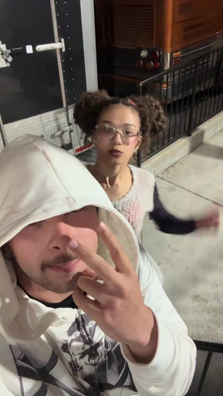 @tri