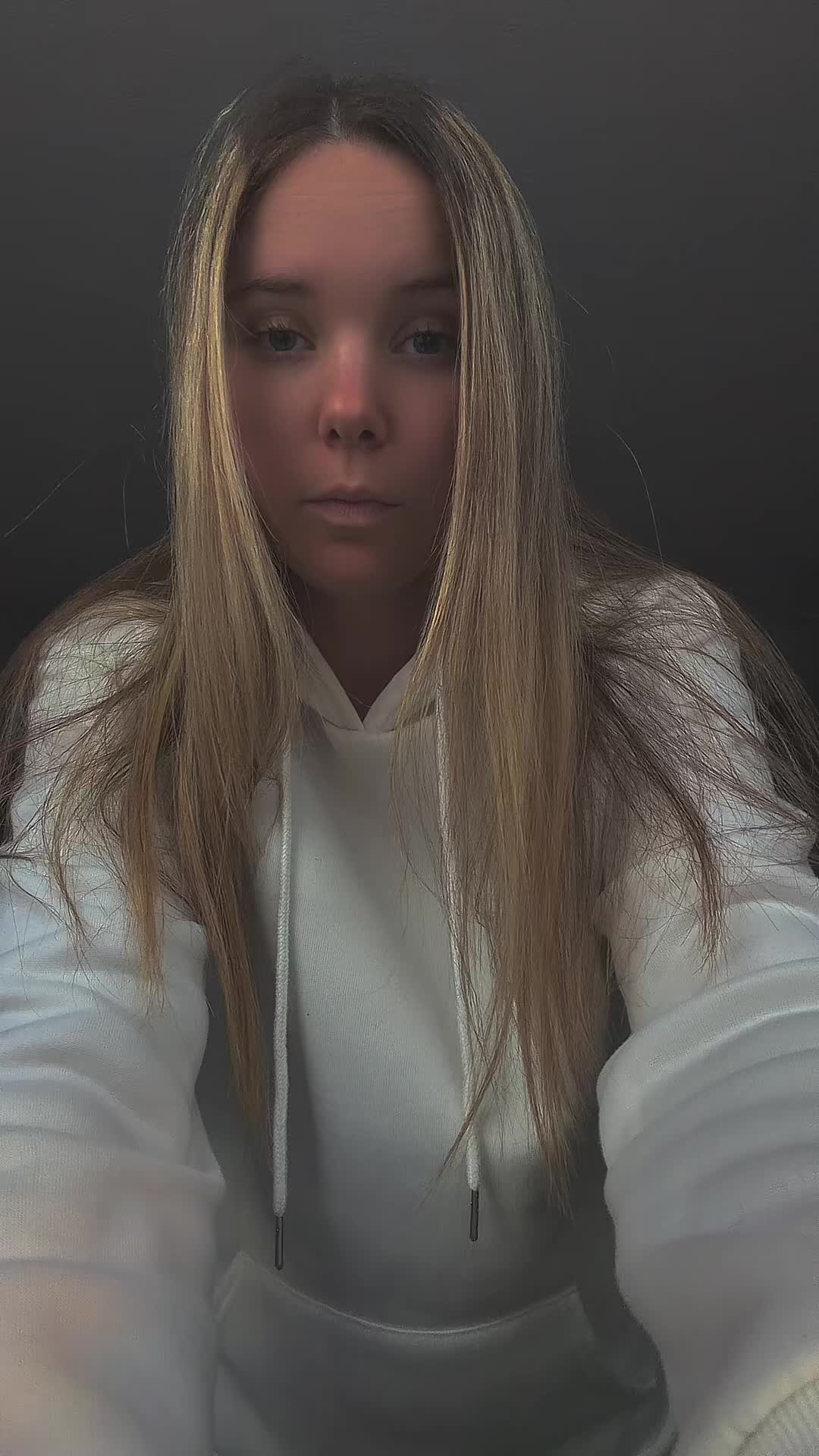 @Lena.pltdr