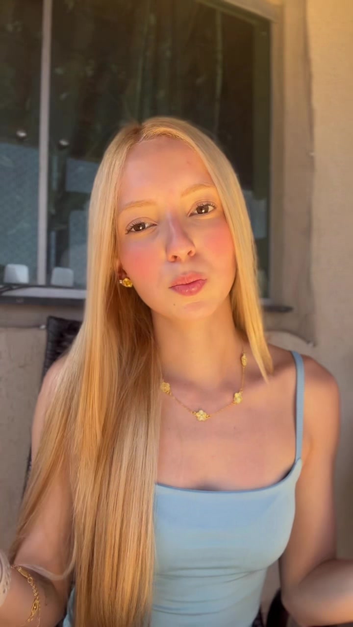 @carolineluiza2