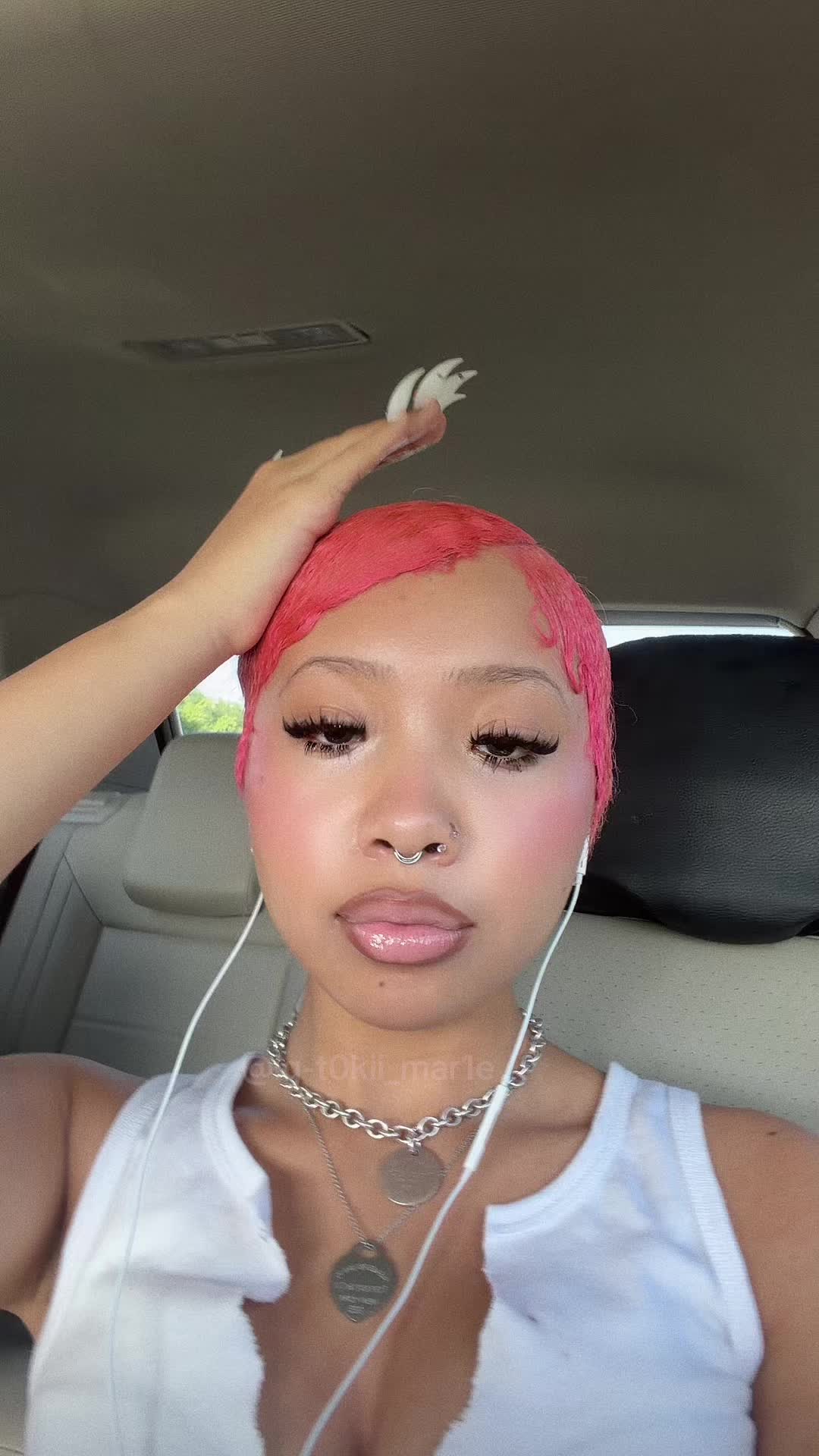 @Ig - t0kii_mar1e
