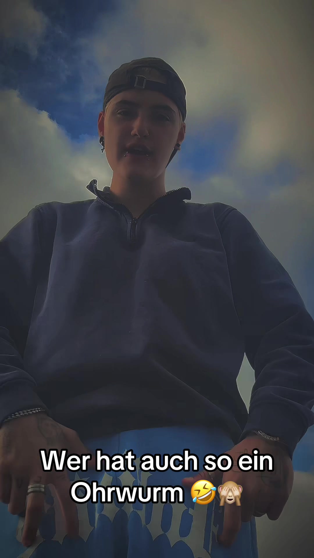 @ᴛʜᴇ ʀᴀᴠᴇʀ.53