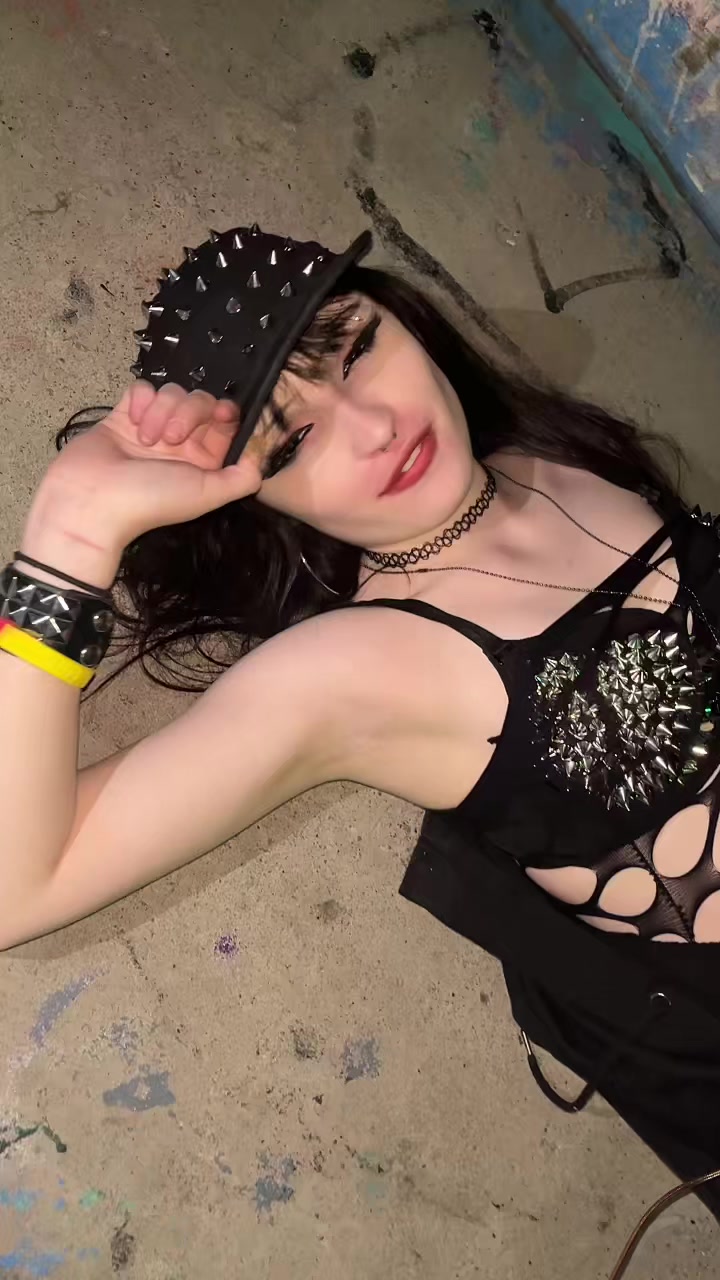 @sabrina🦇