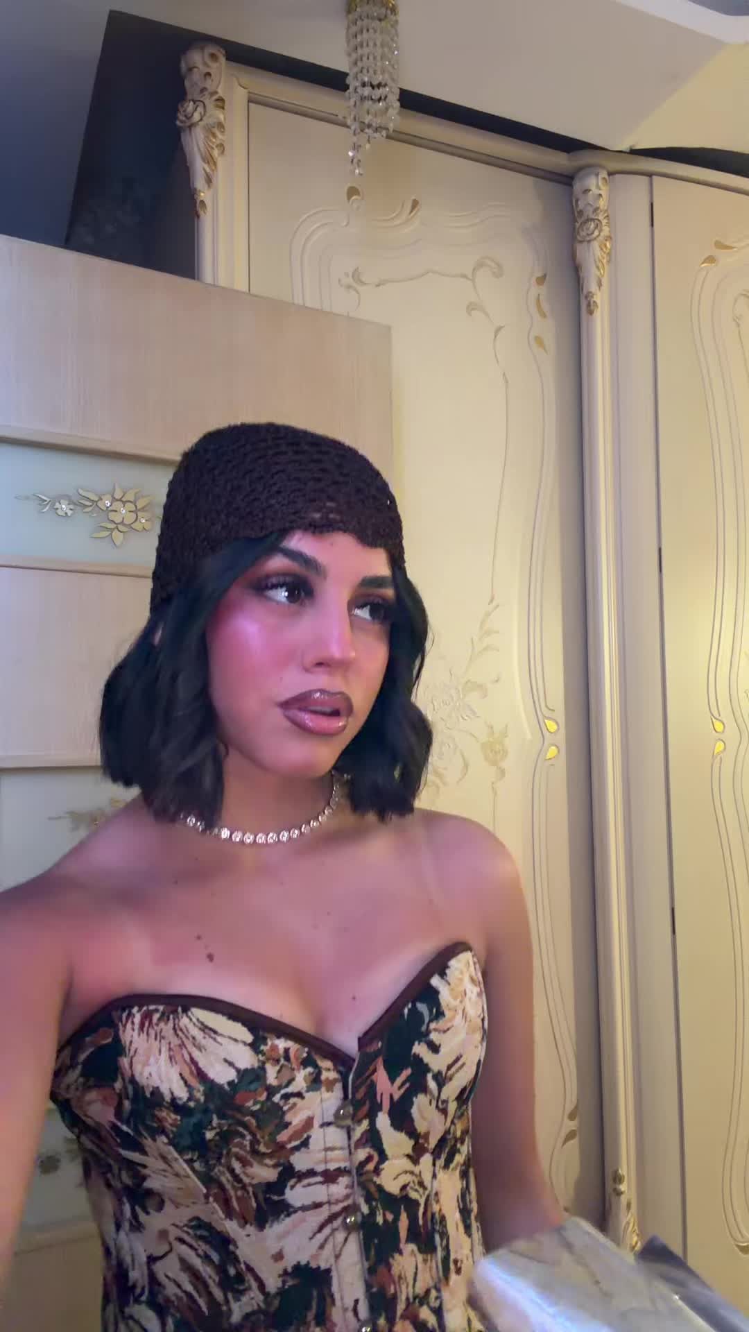 @F