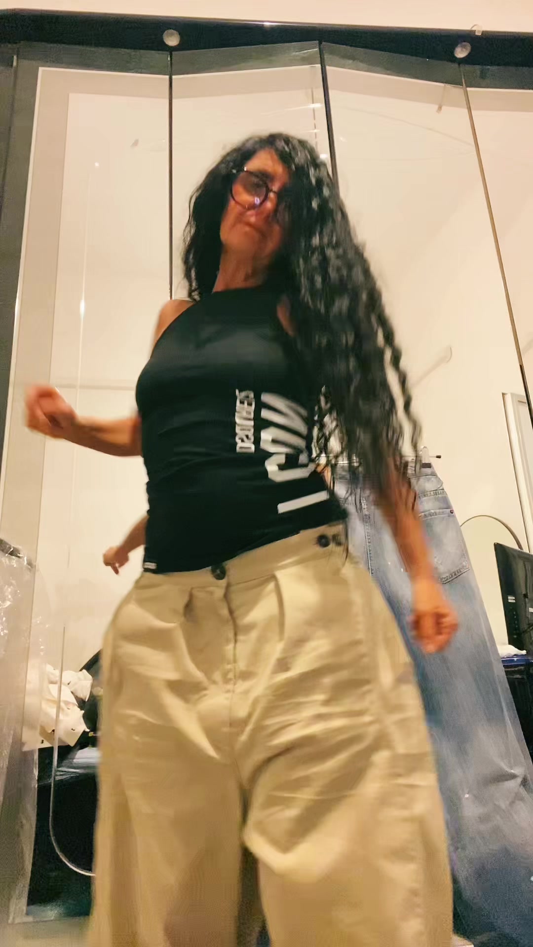 @Annalisam53