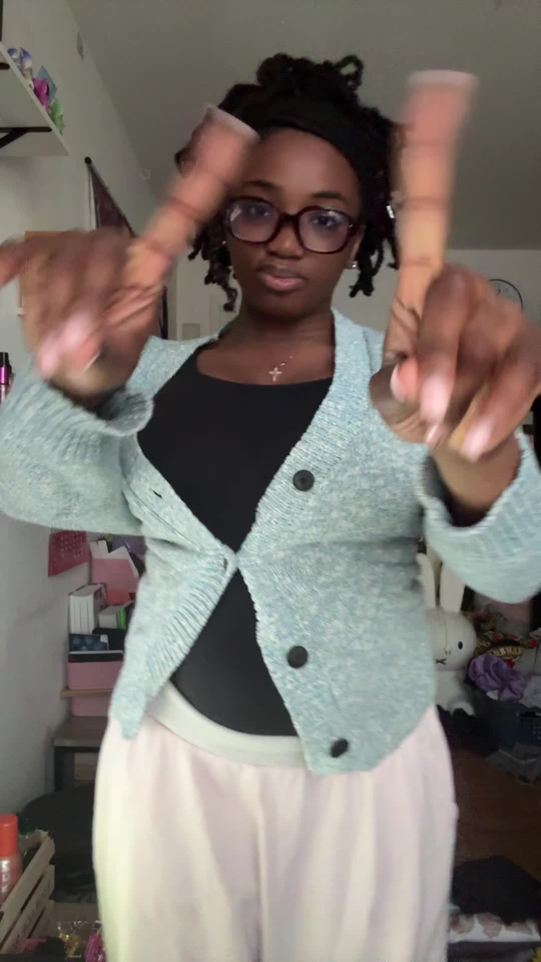 @_lizzz✝️_