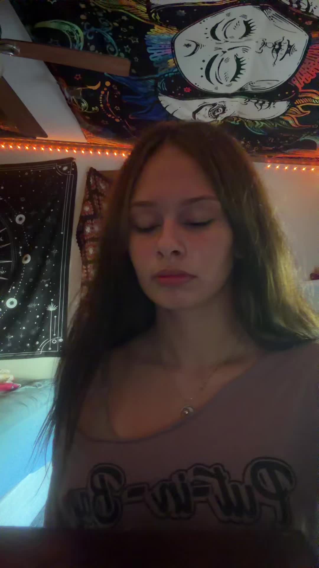 @hi
