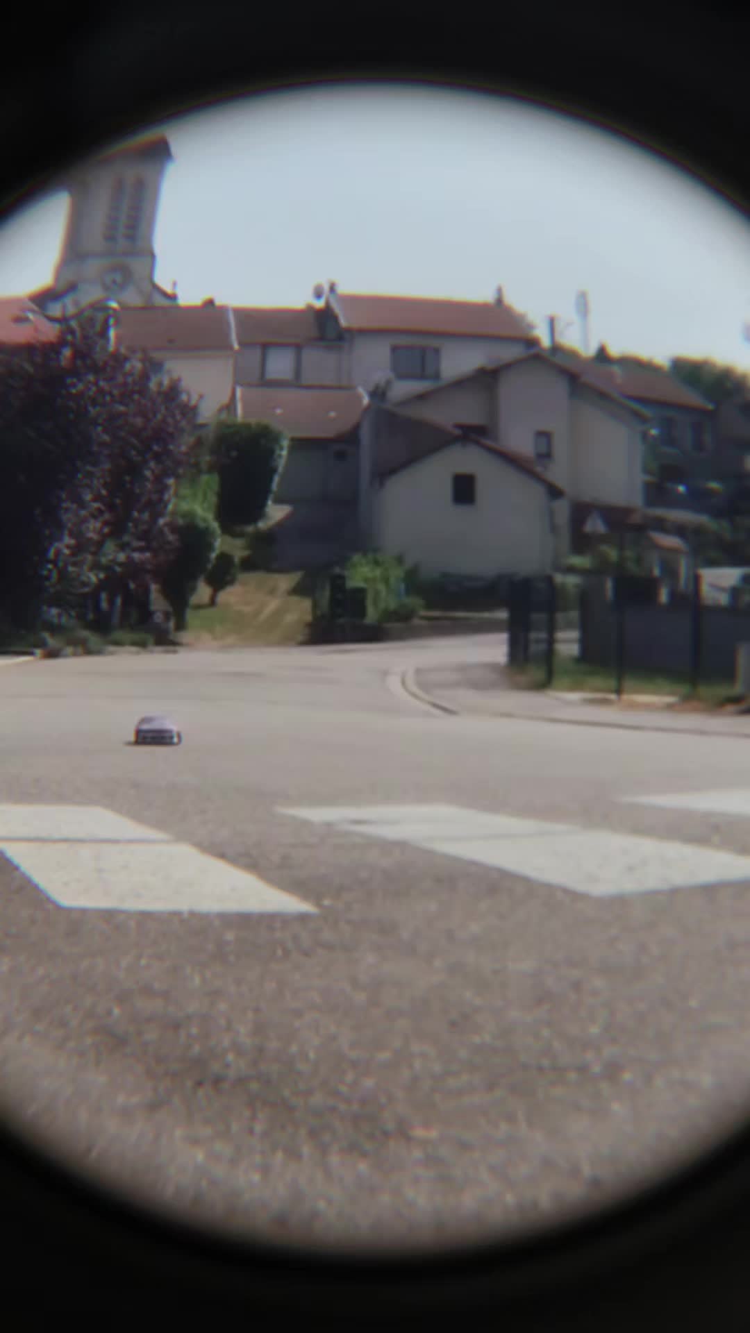 @͒