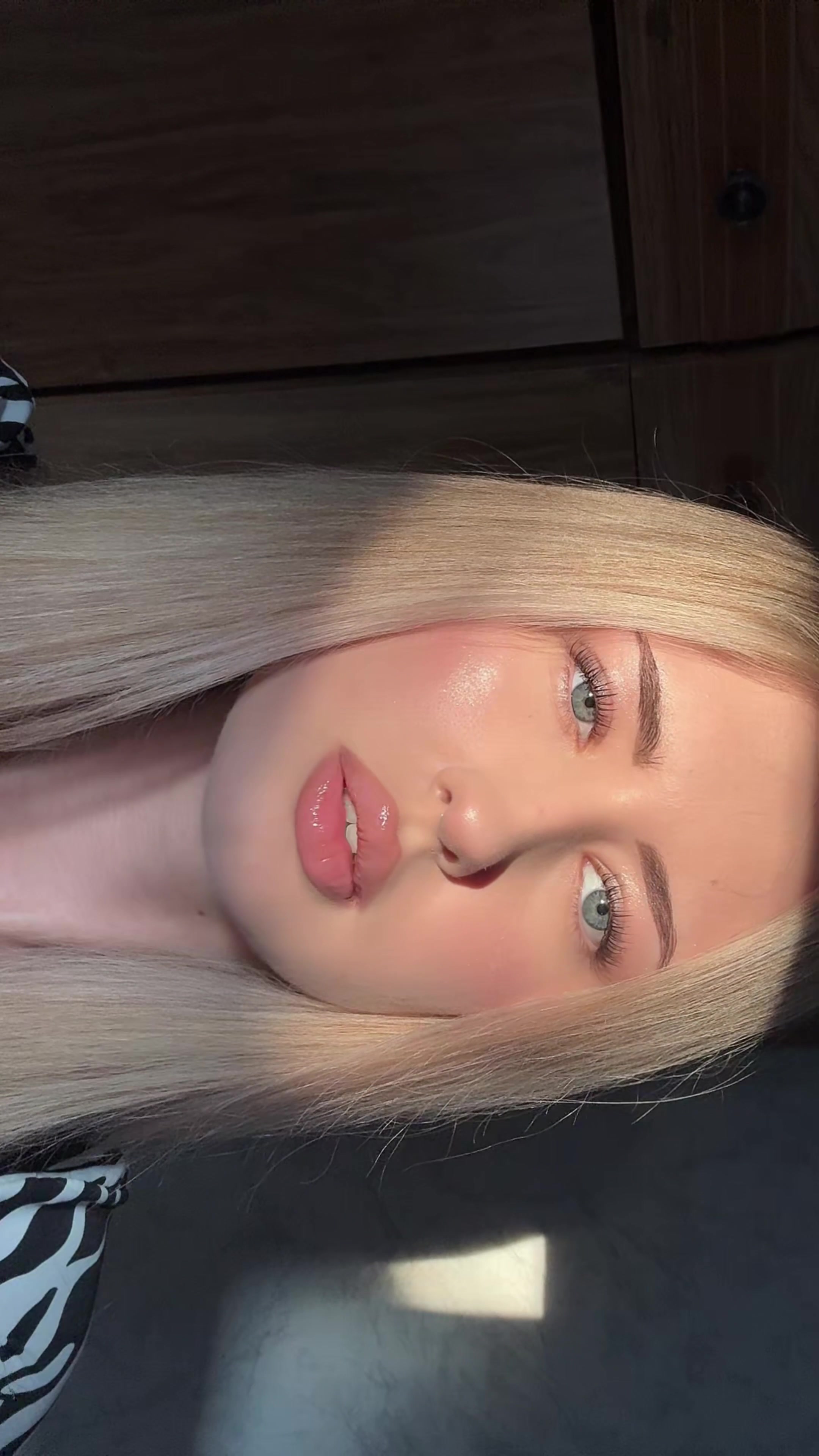@маня