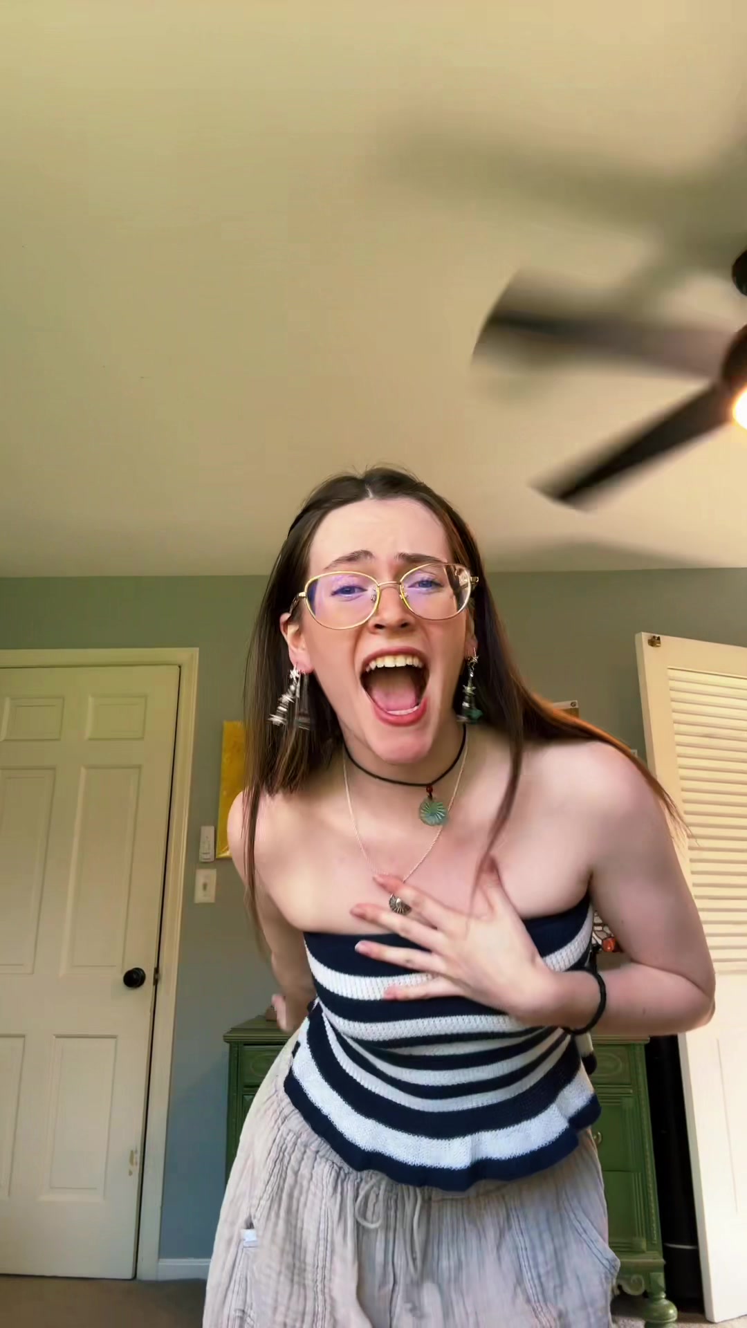 @MOLLSCAR