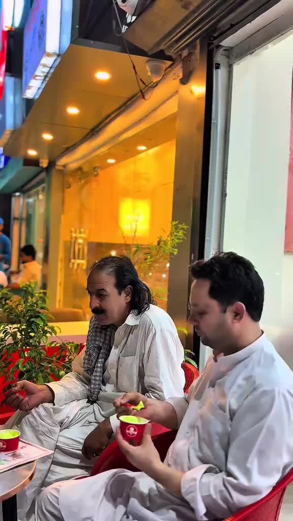 @Malik Riaz_